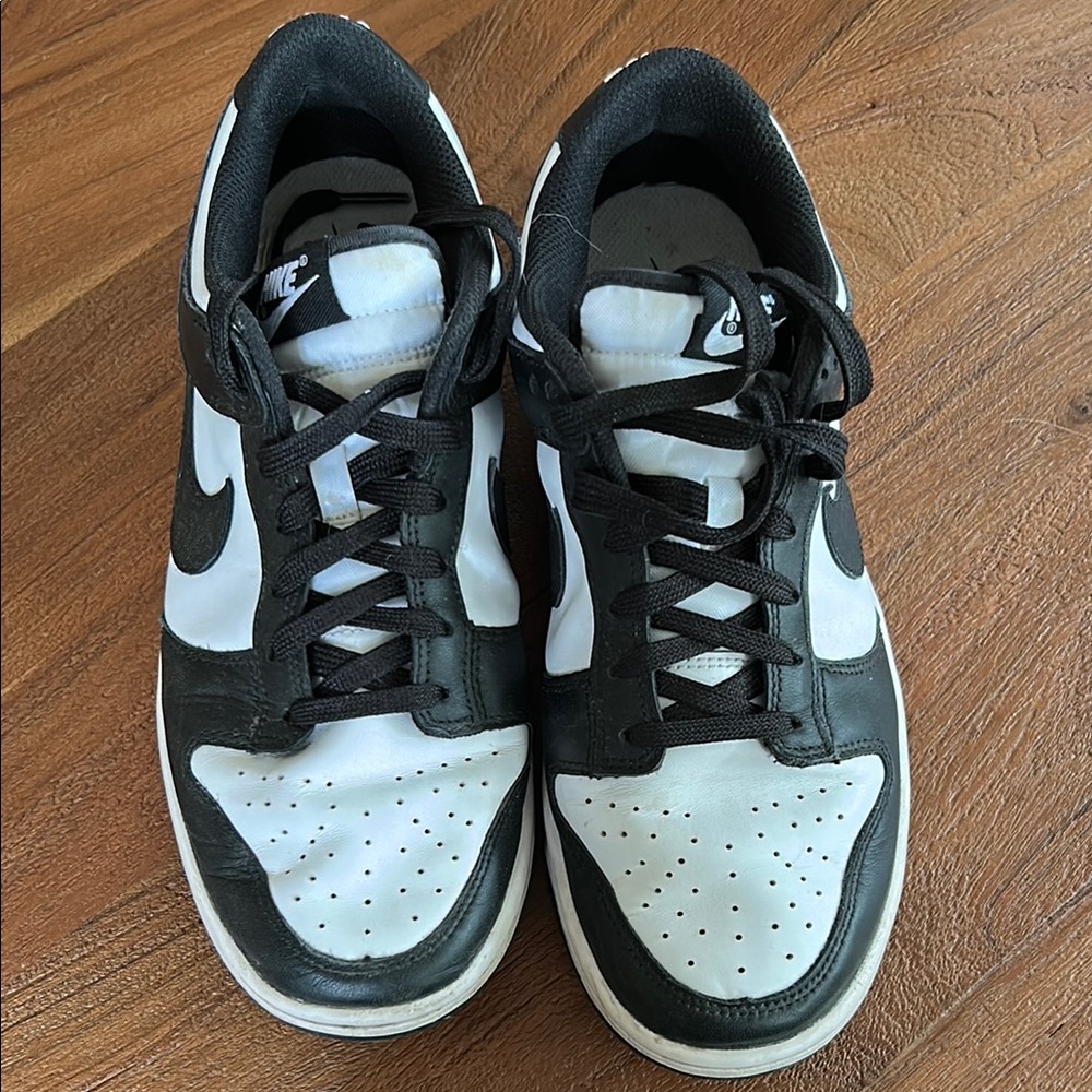 Nike Panda Sneakers